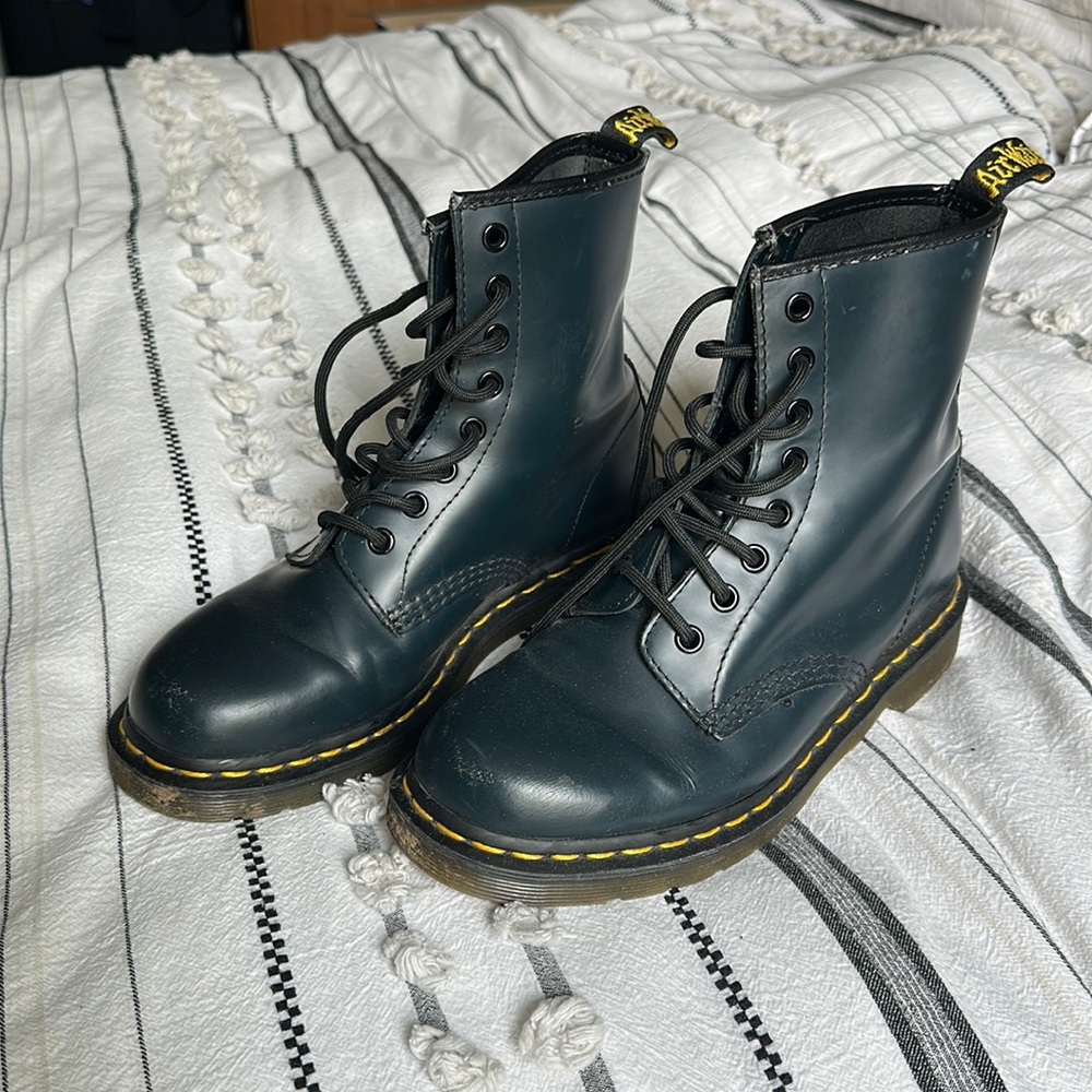 Midnight Blue Dr.Martens combat boots